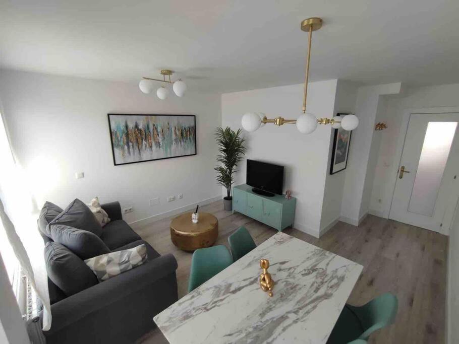 Exclusivo Apartamento Con Aparcamiento Gratuito Laredo Eksteriør bilde