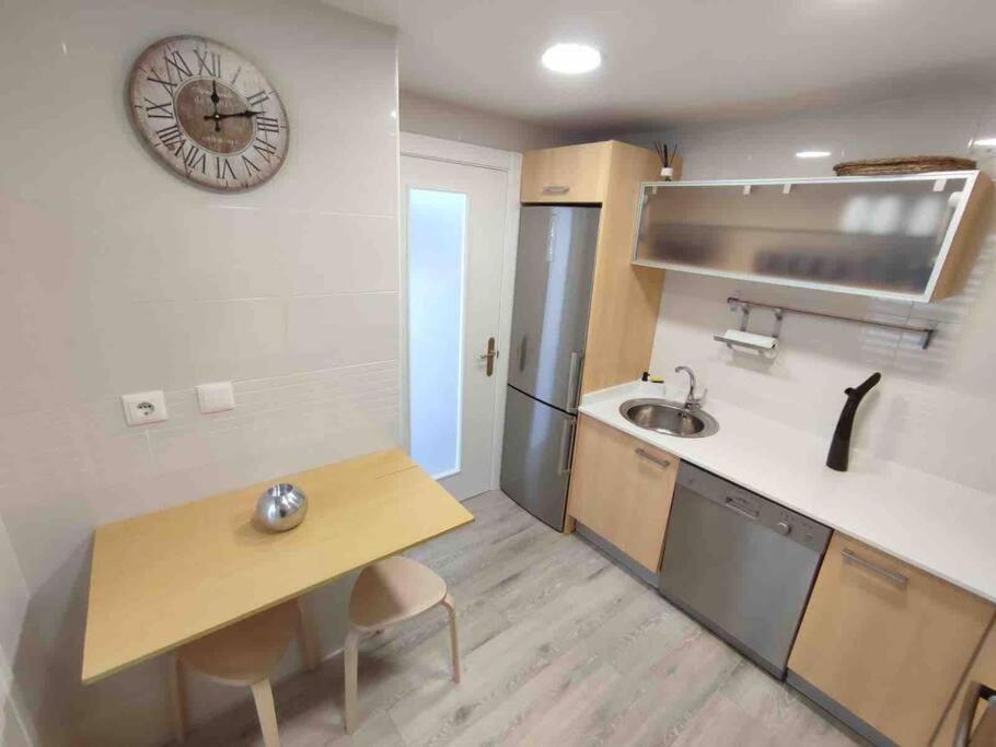 Exclusivo Apartamento Con Aparcamiento Gratuito Laredo Eksteriør bilde